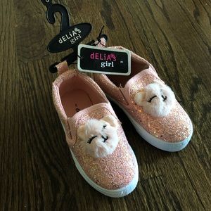 Delia girl toddler size 9 sparkle sneakers w/kitty